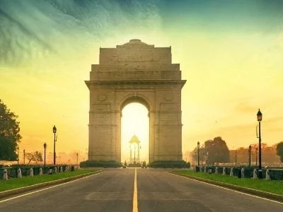 10 Places To Visit In Delhi In Hindi - India Gate