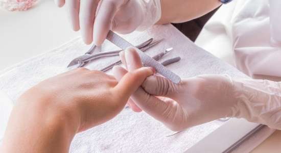 How to take care of Nails - नाखूनों की देखभाल कैसे करें