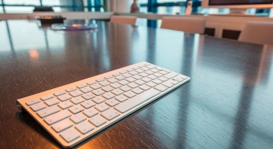 वायरलेस कीबोर्ड (Wireless keyboard in hindi