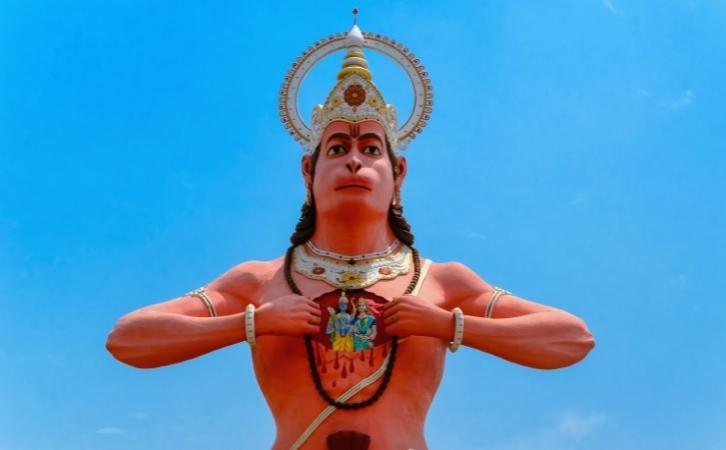 Essay on Lord Hanuman in Hindi